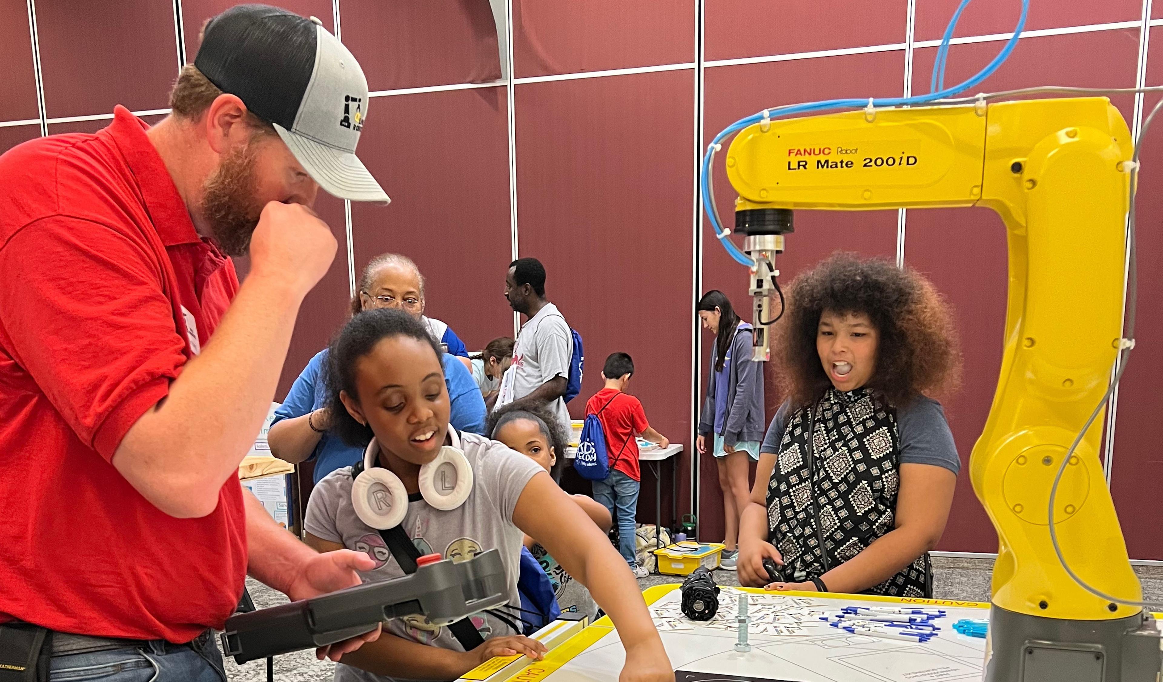 WeCode KC Students learning robotics